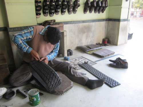 local rubber master weaving his magic local rubber master weaving his magic